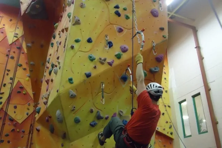Alton Dry Tooling Comp (2011)