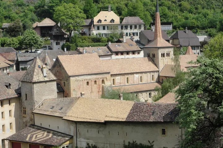 Gallery image