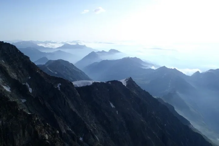 Saas Valley climbing photo