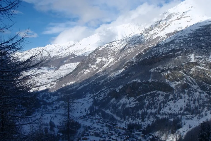 Cogne Ice. 13-17 Jan 14 climbing photo